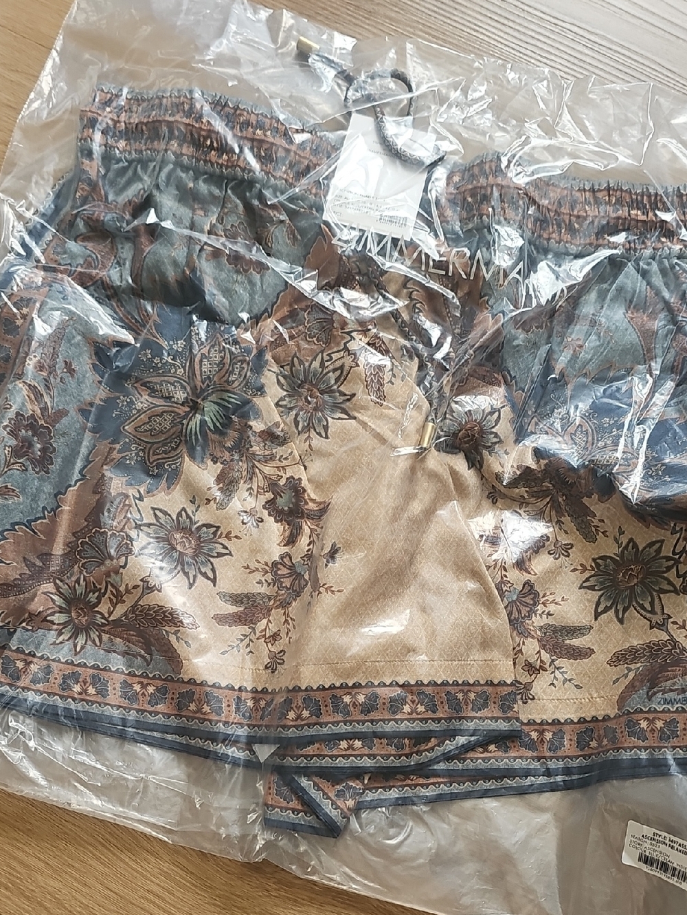 Ascension Relaxed Short in Blue & Cream Indienne Floral - Picture 4 of 5